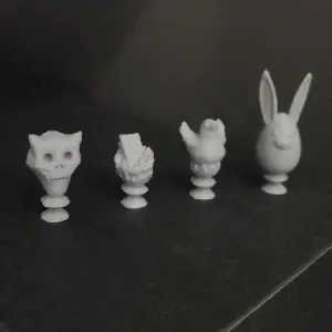 Multiplayer Dungeon Maze with EASTER sliding pawns