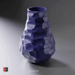 Flintstone Vase – Low Poly Stone-Inspired Decorative Vase