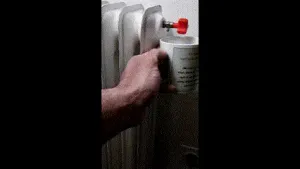 Radiator bleed key