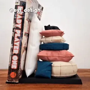 Sleepy Cat Bookend