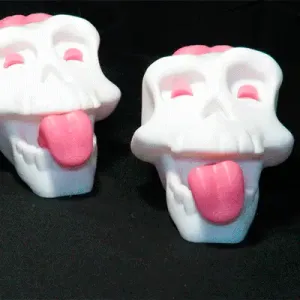 SKULL CANDY BOX