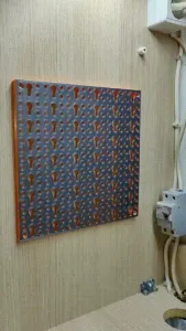 PEGBOARD (TOOL PANEL) KIT WITH A VARIETY OF TOOLS