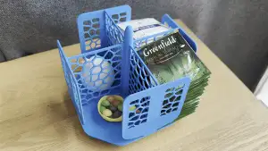 Rotating tea bags stand