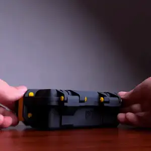 ULTRA RESISTANT BOX WITHOUT SCREWS