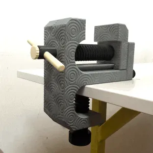 Bench Vise IV