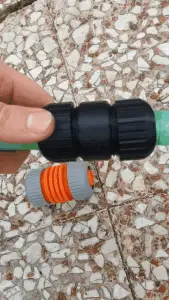 GARDEN HOSE SPLICE ATTACHMENT- WATER HOSE REPAIR KIT