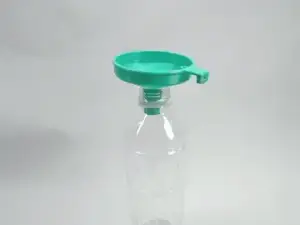 Splash-Proof Funnel with Vent – for Vehicle Fluid Refilling