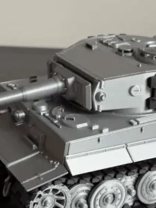 Tiger I Ausf. E Heavy Tank Tiger Tank Remastered 1/35 Scale