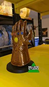 Marvel Avengers Thanos Infinity Gauntlet Powerstone w Stand