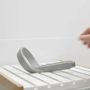 MINIMALIST EFFICIENT BATHROOM SHOWER