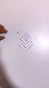 Pyramid Puzzle (Illusion)