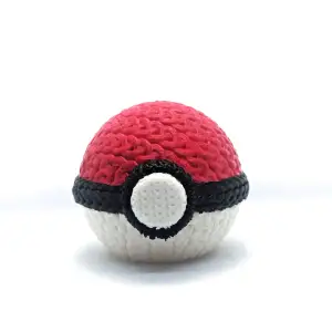 Knitted pokeball (cute)