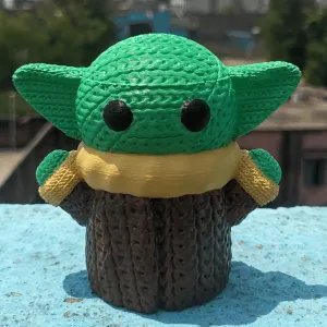 Knitted Baby Yoda (cute)