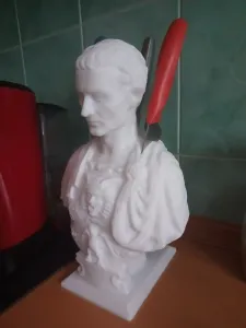 30 cm height Caesar with Your dedicated knives (holder)