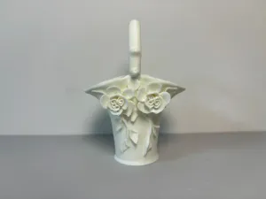 浮雕玫瑰手提花篮