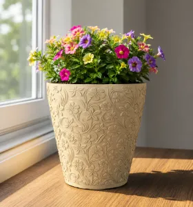 FLOWER POT