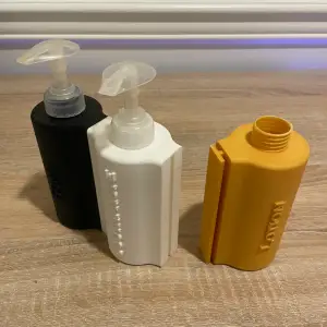 Wall-mountable Modular Dispenser w/ Softsoap Pumps