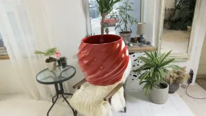 Harmonic Wave Vase