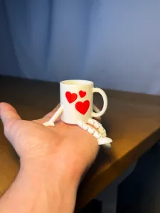 Articulated Mug Buddy