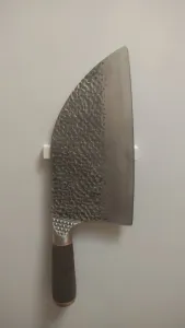 Fridge magnet for knives