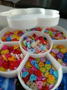 Pudełko w kształcie kwiatka na drobiazgi, Flower-shaped box