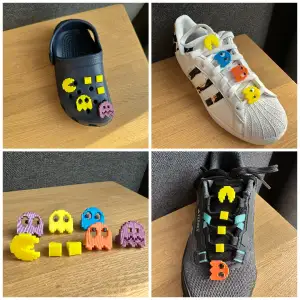 Pac-Man shoe charm