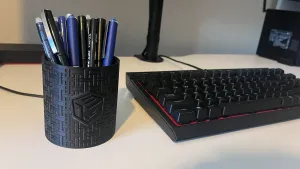 Pen Holder - Hatch Pattern
