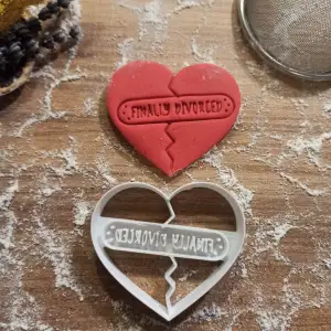 Finally Divorced Cookie & Clay Cutter, Broken Heart