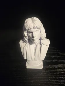 Freddie Mercury younger version