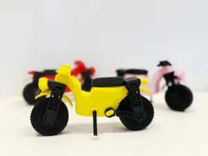 拼装多彩小摩托车