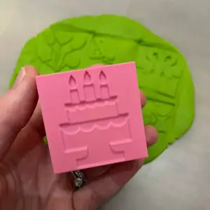BIRTHDAY PARTY STAMP CUBE FOR CLAY/PLAYDOUGH/SENSORY PLAY