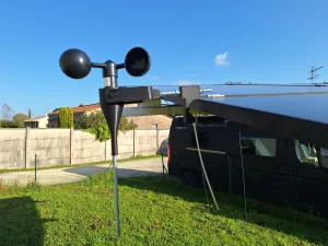 support anémomètre pour traker solaire (panneau solaire)