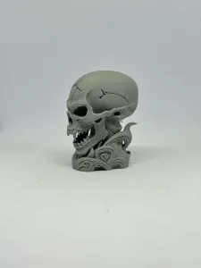 裂纹食人魔头骨