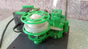 PET Bottle cutter with self spooling system