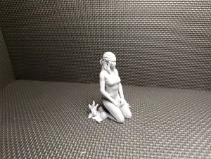 Kneeling Sylvan Elf: Fantasy Miniature