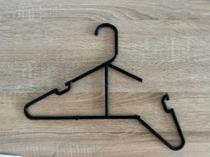 Tuggy! - A Magnetic, Tuggable Hanger for Children