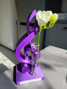 Roxi vase - Sol key minimalist vase