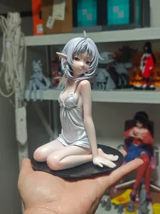 《无职转生》希露菲 坐姿 手办 高18cm 多色打印 已分件 易上色