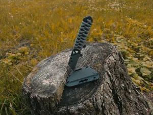 EDC Utility Knife with Paracord Handle