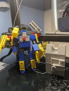 Petrol Guy station - battle station- robot