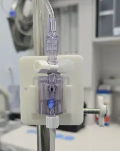 Pressure transducer holder for Edwards TruWave