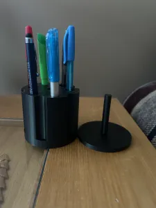 Spinning Revolver Pen Holder