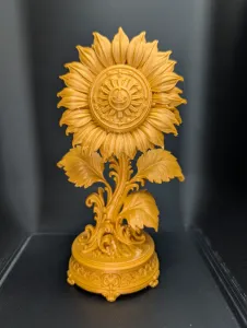 Solarienne — The Flower That Chose the Sun