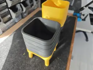 2x super nice design flower pots, square with stand, big!