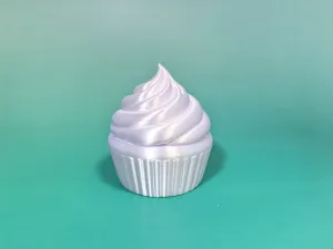 Creamy small cake with hidden legs隐藏腿的奶油小蛋糕