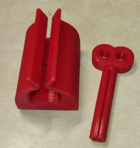 Tubenquetsche, Tubenpresse, Tubenentleerer, Resteverwerter