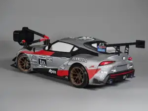 Larry´s Chen Camera Chase Car