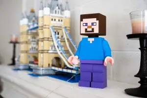 ⛏️ Minecraft Steve Giant Minifigure (16") – Blocky Adventure