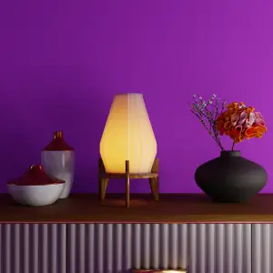 Tripod lamp