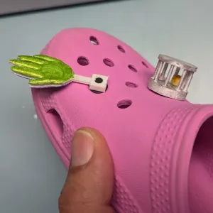 Noise Maker Shoe Charms - Clapping Hands and Rattling Cage